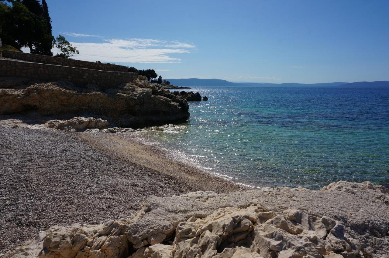 Studio Apartment Michelle - Intermezzo With Sea View Rabac Exterior photo