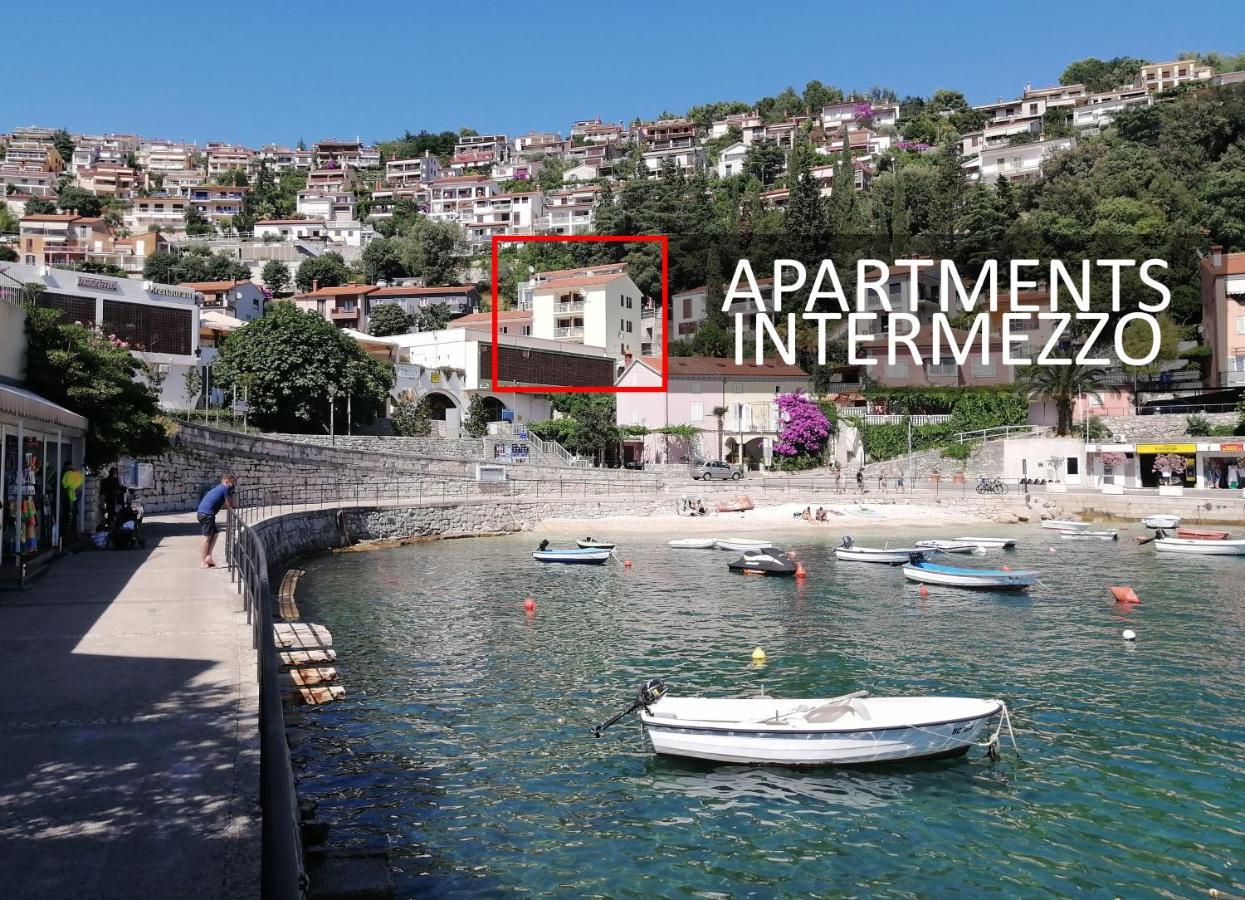 Studio Apartment Michelle - Intermezzo With Sea View Rabac Exterior photo