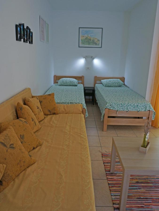 Studio Apartment Michelle - Intermezzo With Sea View Rabac Exterior photo